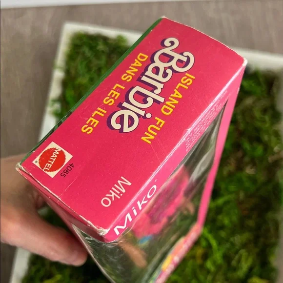 VINTAGE Barbie Island fun MIKO doll 1980s Mattel Canada Inc. NEW IN BOX! 💕 - Picture 8 of 17